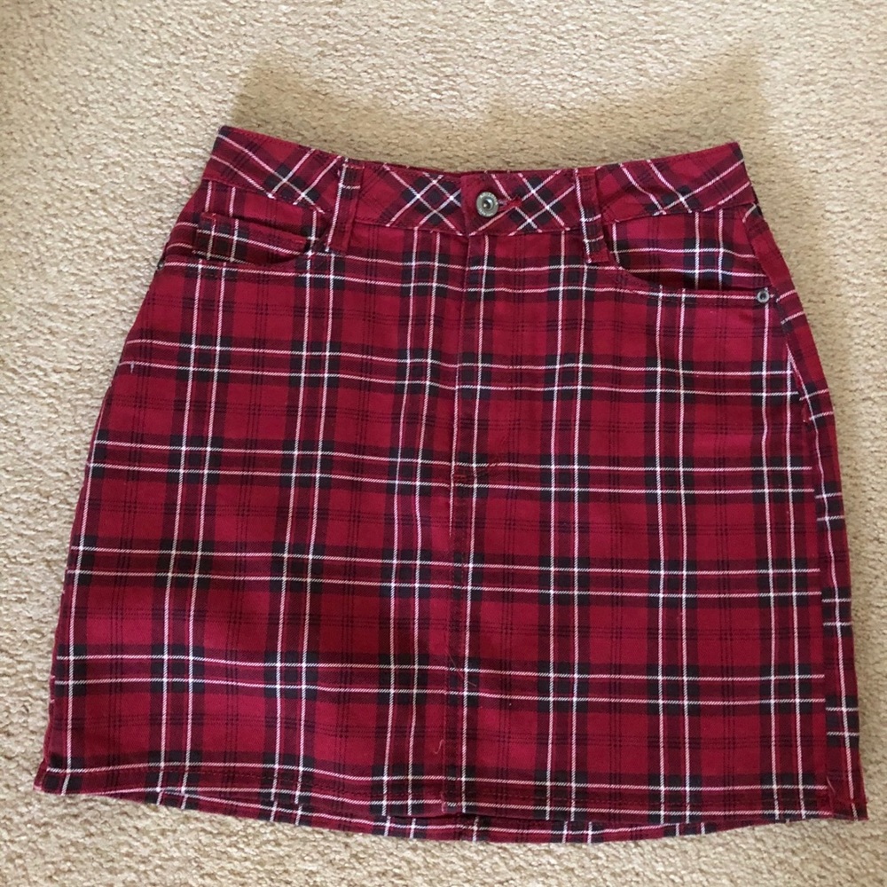 plaid skirt